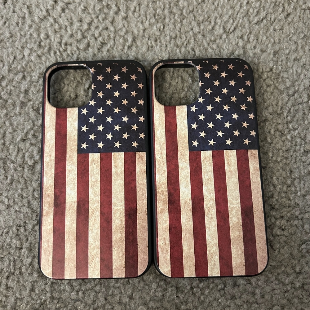 2 IPhone 14 cases